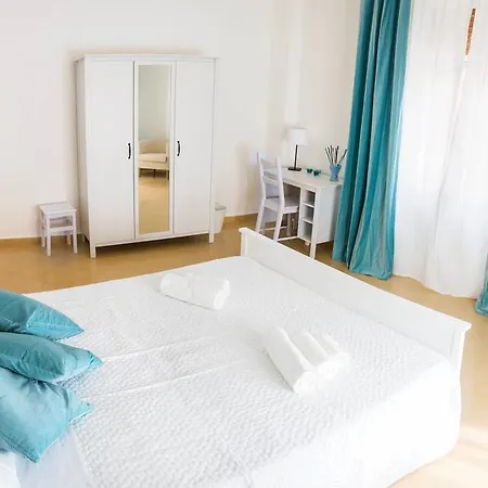 بيت ضيافة Borzi Center - 3*